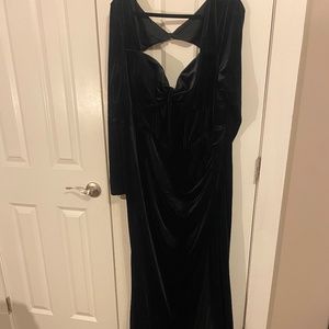 Velvet Black Long Formal Gown